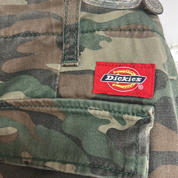 Dickies Camo Cargo Utility Jogger Pants - Picture 5 of 10